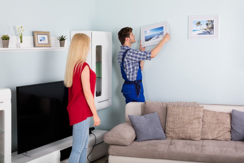 Professional Framing Service Team